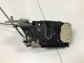 181.gm8j00 Chevrolet Suburban 1500 2000 Front Right Passenger Door Lock Latch Actuator
