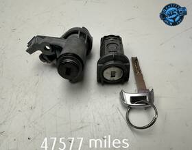 107837167hd Audi 2019-2026 A8 A8l S8 Front Left Door And Liftgate Lock Cylinders With Key Oem