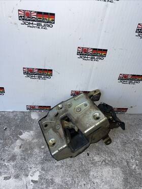 1906571 Bmw E30 Sedan Rear Left Driver Side Door Latch Lock Assembly 043