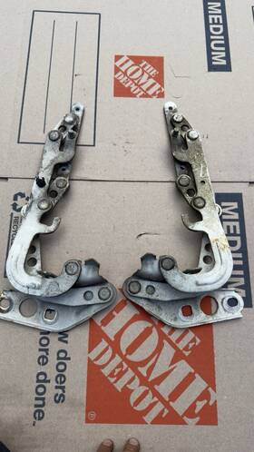 41611900683 Bmw E28 5-series Front Hood Bonnet Cover Panel Hinge Pair Left Right 1982-1988
