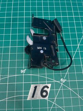 4895946 Bmw 2012-18 F30 F32 228i 328i 335i 428i 435i Left Driver Side Hood Lock Latch