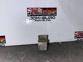 51211913968 Bmw E30 Door Lock Clamping Plate Bracket Hardware Oem 022