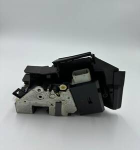 51218235102 Bmw 95-03 E39 5/7 Series Front Right Door Lock Latch Actuator Drive Unit Oem