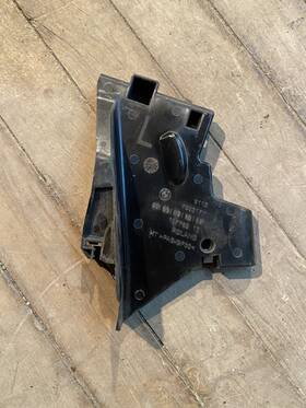 61137932177 Bmw 2022 - 2025 Ix I20 Front Left Side Door Lock Actuator Support Bracket Oem