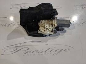 643.bm1w04 Bmw 02-04 745 E65 Lock Actuator Door Rear Right Oem 03 2002 2003 2004