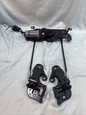 67617174798 Bmw Genuine Convertible Roof Lock Actuator Motor #7174797 E88 1 Series 2008 13