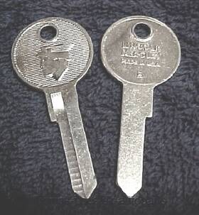 32514 Briggs & Stratton 2 Nos Key Blanks With Logo - Fit 52 58 Mercury Lincoln Glove And Trunk Locks