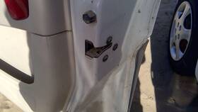 15235180 Buick 2004-2007 Rendezvous Passenger Right Front Door Latch With Rods/cables Oem