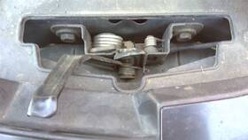 181.gm4r11 Buick Regal 2011 Keys/latches/locks 381305