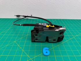 13590514 Cadillac 13-19 Xts Rear Right Passenger Side Door Lock Latch And Cables Oem
