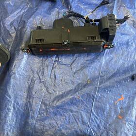 20873272 Cadillac 2010 Srx Tailgate Lid Hydraulic Pump Motor Cylinder Lift Module Oem