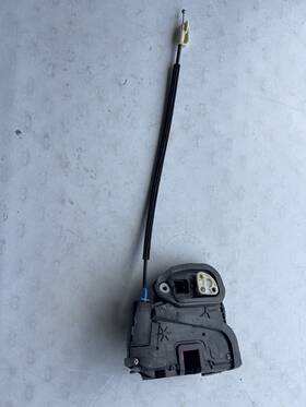 3031910 Cadillac 2015 Ats Front Door Lock Latch Actuator With Cable Right Side Oem