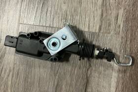 Dla100 Carquest Bwd Door Lock Actuator Black