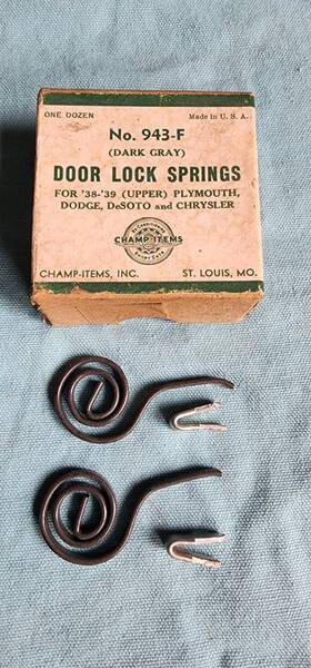 943-f Champ 1938 - 1939 Nos Chrysler Plymouth Dodge Desoto Upper Door Lock Springs 2