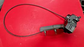 15946780-24135 Chevrolet 05-13 Corvette C6 Door Latch Right Passenger With Release Handle Oem
