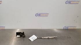 181.gm1m00 Chevrolet 2000 Chevy Camaro Door Lock Latch Front Left Driver