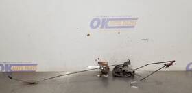 181.gm1r85 Chevrolet 1985 Chevy Monte Carlo Manual Door Lock Latch Left Driver