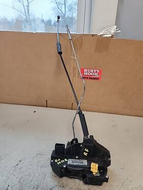 Chevrolet 259490923308b0217 2009 Chevy Hhr Right Front Door Latch With Rods/cables