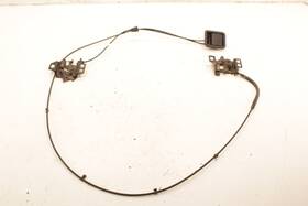 643.gm1y98 Chevrolet 97-13 Corvette Front Right And Left Driver Side Hood Bonnet Lock Latch