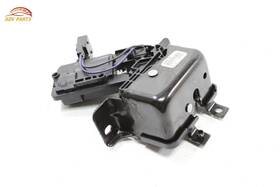 84686105 Chevrolet Suburban Tailgate Window Glass Power Lock Latch Actuator Oem 2015-2020