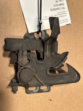181.gm8b06 Chevrolet Truck Tahoe 2006 Keys/latches/locks