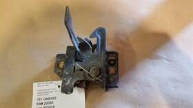 181.gm8x09 Chevrolet Truck 2009 Silverado 1500 Hood Latch