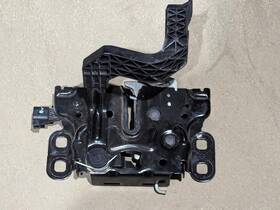 181.ch1f23 Chrysler 2023 Pacifica Hood Latch 384934
