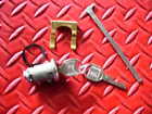 Cl1576 Dynacorn Camaro Chevrolet Chevy Round Head Top Trunk Key Lock