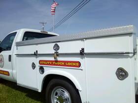 Lb-tbcpc-1 Custom Utility Truck Powder Coated Complete Lock Bar For One Side Of A
