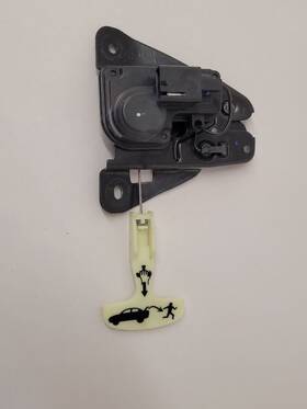 181.ch2s23 Dodge 2023 Challenge Deck Lid Latch Asy 23