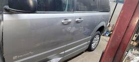 181.ch8418 Dodge Truck 2018 Caravan Right Passenger Manual Sliding Door Latch Assembly