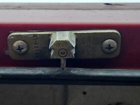 2-106-15 Eberhard 206-15x Safety Slam Latch Striker Used