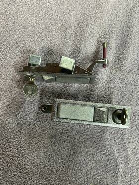 534-xk Eberhard Adjustable Trigger Latch Raised Button Keys Chrome # Emc Chr 501