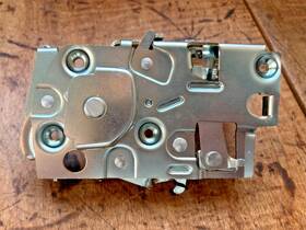 56c-46106 Fargo 1956 1957 Chevy 2dr Door Latch Front Rh Passenger Side-new
