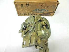 C3oz-5426412-b Fomoco Ford Nos 62 65 Fairlane Right Rear Door Lock
