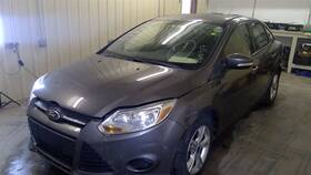 181.fd1g14 Ford Focus 2014 Keys/latches/locks 1704362