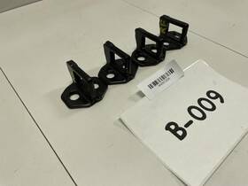 181.fd1o07 Ford 2007 Five Hundred Front Rear Left Right Door Lock Latch Striker Strike Oem