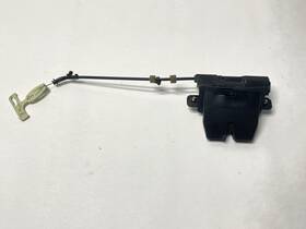 8a61-a46420-ad Ford 8a61-a46420ad Fiesta Mk7 2013-2017 Tailgate Lock Mechanism Catch Genuine