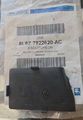 8l8z-7822620-ac Ford Genuine Oe Escutcheon - Door Inside Handl