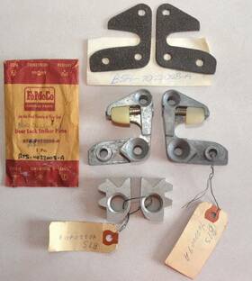B5a-7022058-a Ford Nos 1956 Ford/mercury Door Lock Striker Plates Inserts Shim 1957 Thunderbird