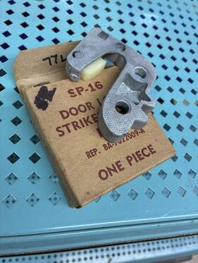 Ba-7022009-a Ford Nos Mercury Door Lock Striker Plate 1950-54 Left Hand