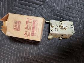 Ba-7326412-d Ford Nos 1950 1951 Mercury Rh Rear Door Lock Latch Assembly