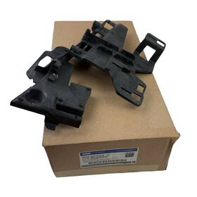Be8z-5821978-b Ford Genuine Oem Fiesta 2011-2019 Front Rh Door Latch Shield