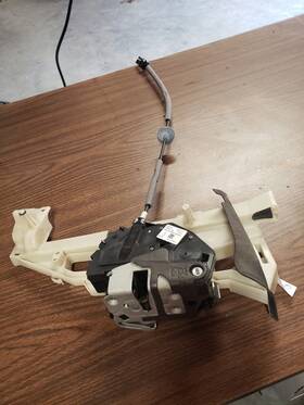 Bf6a-f26412-aj Ford 2013-2016 Escape Se Rear Right Passenger Side Door Latch Lock Actuator Oem