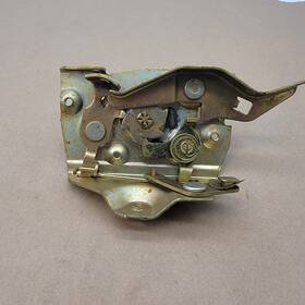 C3tz-9121812-b Ford Truck Door Latch 1957/72 C-ct-h-ht 500 1100 Nos Right Front