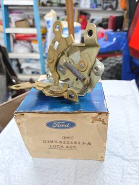 D3ry-6221813-a Ford D3ry6221813a Nos Lock Assembly Latch