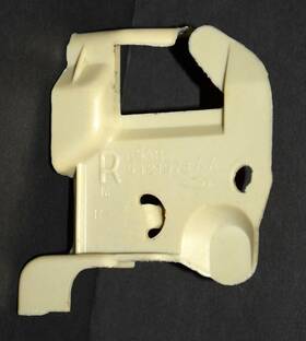 E5ab-5421978-aa Ford Oem 1982-89 Lincoln Town Car Part R Door Latch Cover Shield