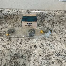 Eosz-6622050-a Ford Eosz-6622050 A Thunderbird 80 81 82 Lock Set