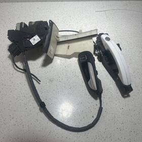 F1ea-f26412-ac Ford 2016 Focus Hatchback Door Lock Latch Actuator Oem