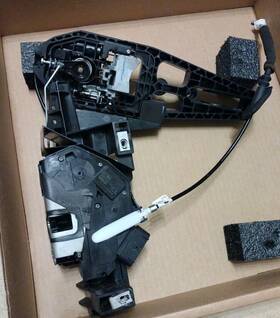 Fs7a5421813cb Ford 2013-20 Fusion Front Left Side Door Lock Latch Actuator With Bracket Oem Used